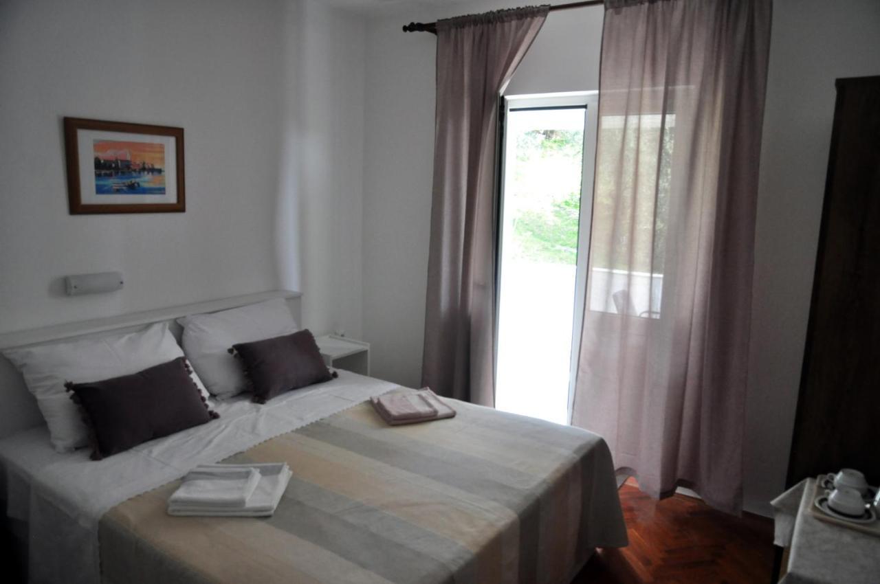 Rose Rooms At Island Of Rab Banjol Ngoại thất bức ảnh