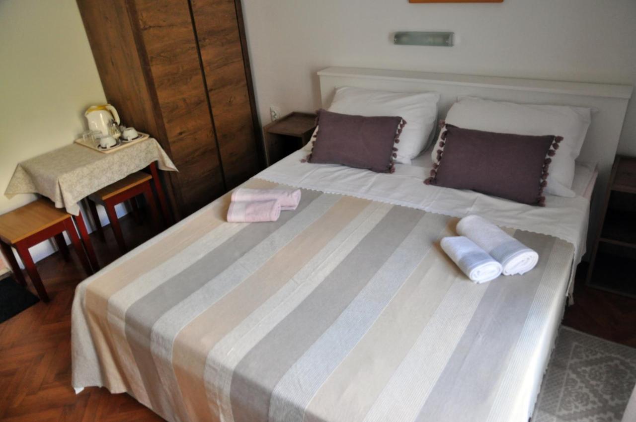 Rose Rooms At Island Of Rab Banjol Ngoại thất bức ảnh