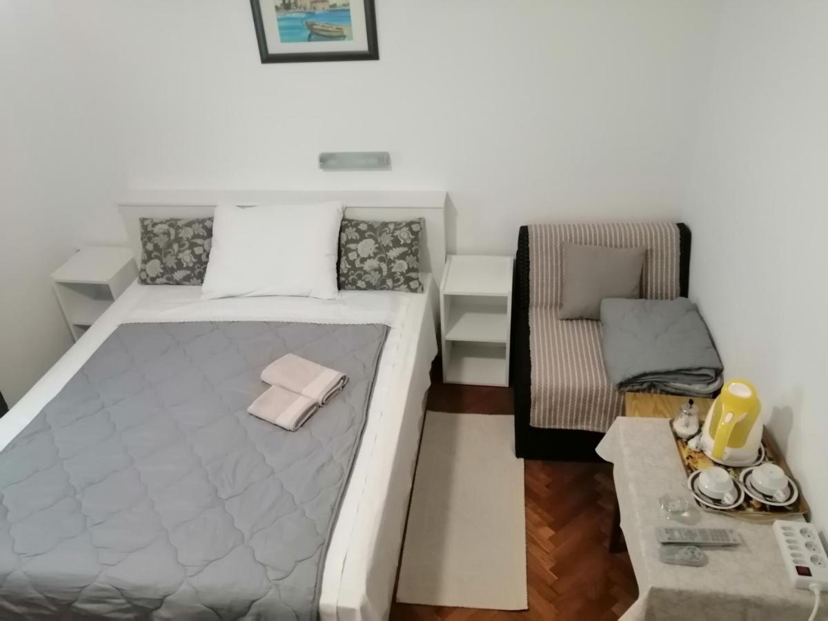 Rose Rooms At Island Of Rab Banjol Ngoại thất bức ảnh